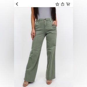 Judy Blue sage straight leg jeans.  Front seam detail.  Super stretchy